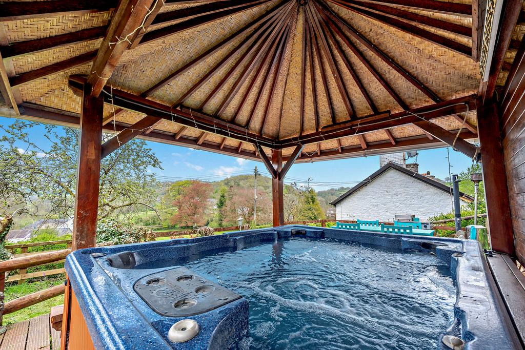 Hot tub and pergola