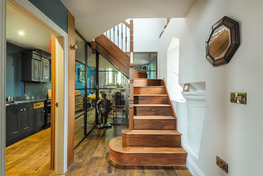 B80 A8382-5648-4901-B6 CA-35 AA9 BE28 AA5.jpeg