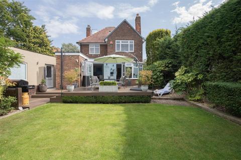 3 bedroom detached house for sale, Swinemoor Lane, Beverley