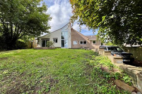 4 bedroom detached bungalow for sale, Boxbush Road, Coleford