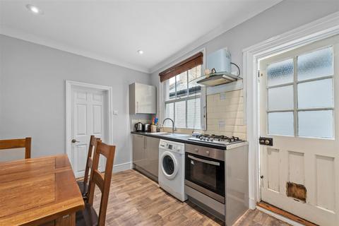 1 bedroom flat to rent, Lysia Street, London