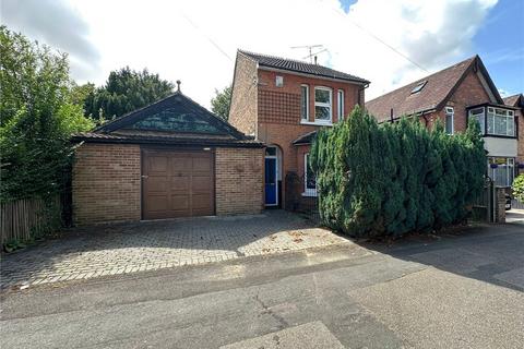 3 bedroom detached house for sale, Netley Street, Farnborough, Hampshire