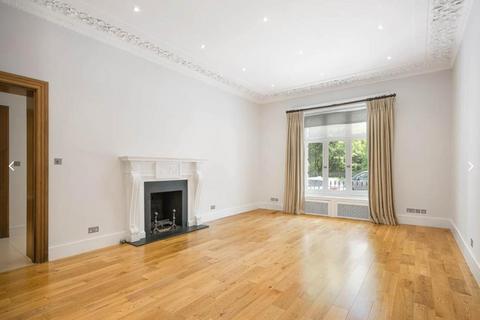 3 bedroom apartment to rent, Onslow Square, London, SW7