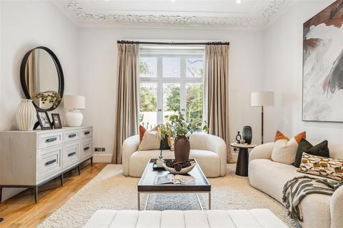 3 bedroom apartment to rent, Onslow Square, London, SW7