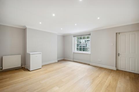 5 bedroom terraced house to rent, Brompton Square, Knightsbridge SW3