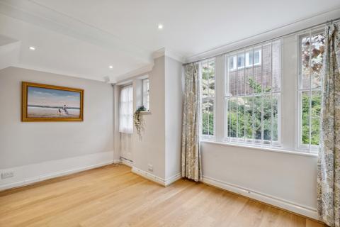 5 bedroom terraced house to rent, Brompton Square, Knightsbridge SW3