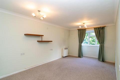 1 bedroom apartment for sale, Fairbanks Lodge, Borehamwood WD6