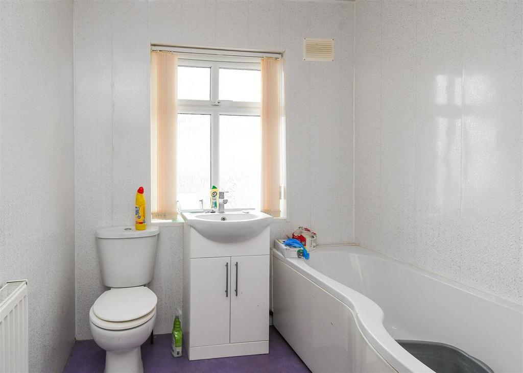 63 Birches Barn Avenue - Bathroom.jpg