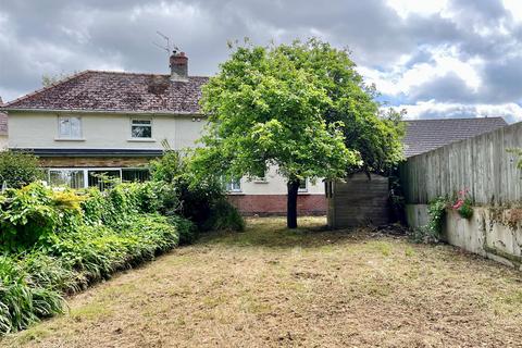 3 bedroom semi-detached house for sale, Deans Way, Gloucester GL1