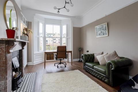 4 bedroom end of terrace house for sale, South Esplanade, York