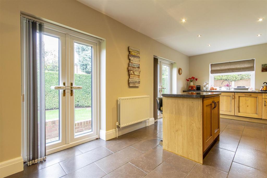 Breakfast Kitchen