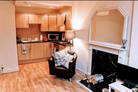 1 bedroom flat to rent, Broughton Road, Edinburgh EH7