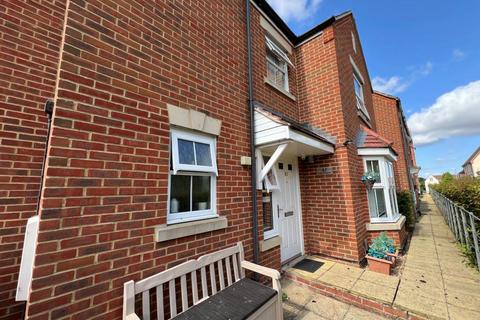 4 bedroom detached house to rent, Goldfinch Crescent,  Bracknell,  RG12