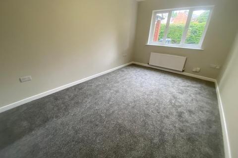 8 Grayshott Close, Birmingham, B23 6JU