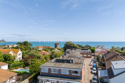 1 bedroom flat for sale, Ashley House, La Grande Route Des Sablons, Grouville, Jersey. JE3 9FQ