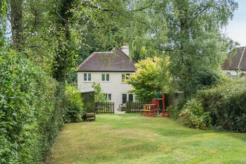 4 bedroom detached house for sale, Fir Tree Avenue, Haslemere, Surrey, GU27