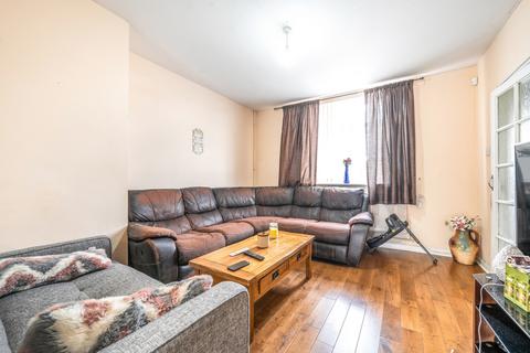 24 Bishops Road, Hayes, UB3 2TB