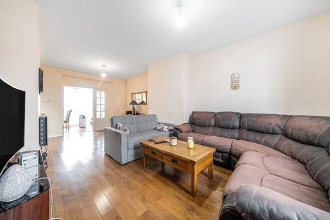 24 Bishops Road, Hayes, UB3 2TB