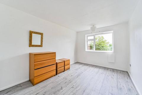 19 Lankton Close, Beckenham, BR3 5DZ