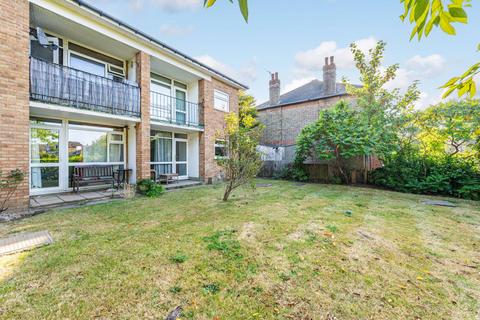19 Lankton Close, Beckenham, BR3 5DZ