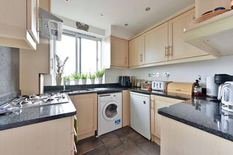 2 bedroom flat for sale, West Hill, West Hill, London, SW15