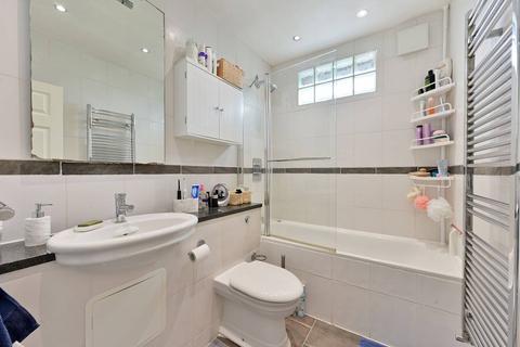 2 bedroom flat for sale, West Hill, West Hill, London, SW15