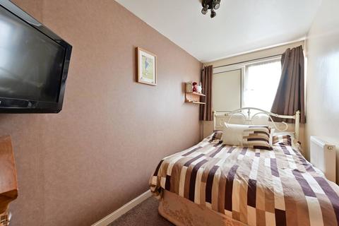 3 Ryefield Path, London, SW15 4BZ