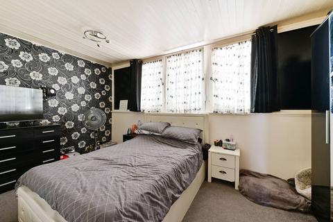 3 Ryefield Path, London, SW15 4BZ