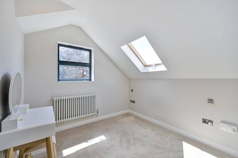 Flat 5, 26 Inglis Road, London, W5 3RL