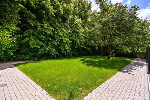 Flat 5, 26 Inglis Road, London, W5 3RL