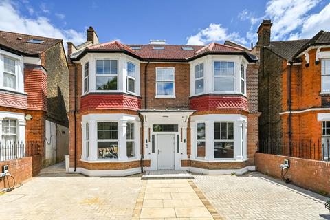 Flat 5, 26 Inglis Road, London, W5 3RL