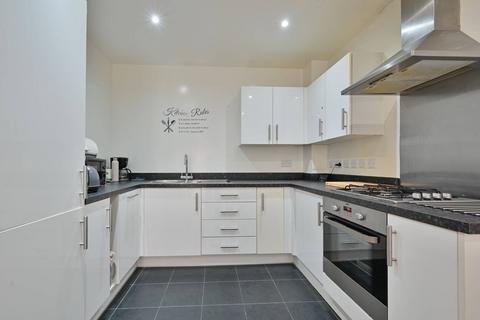 1 bedroom flat for sale, Carroll Court, Mitcham, CR4