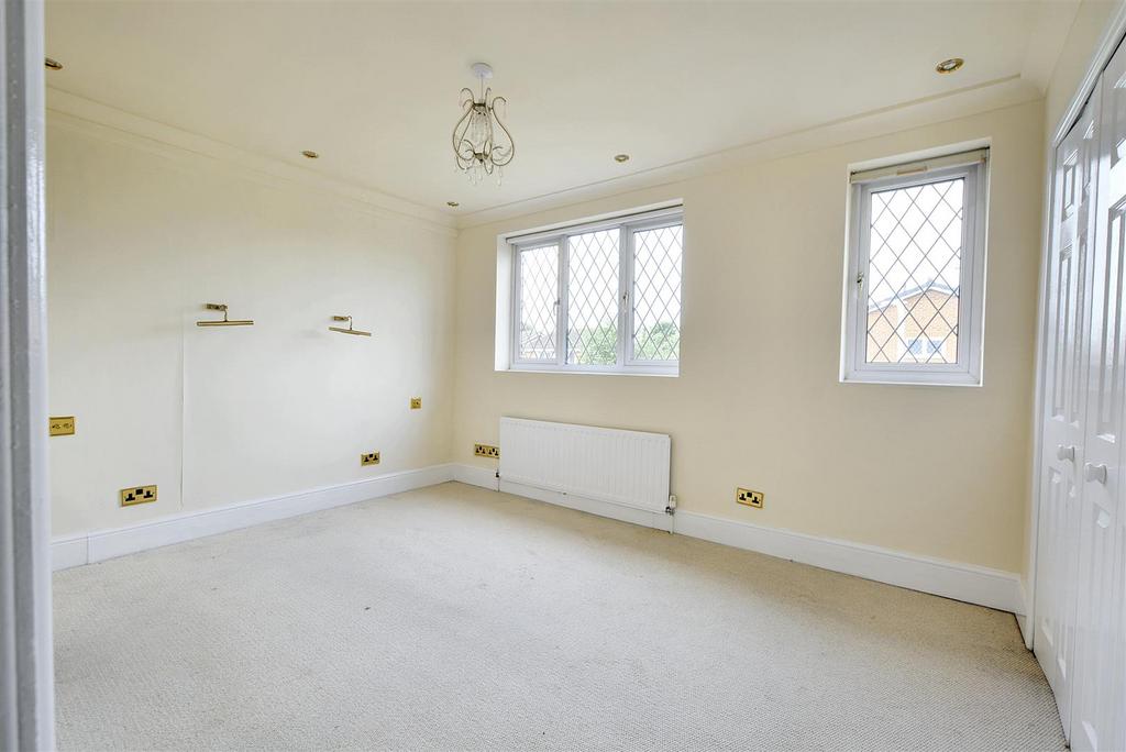 Bedroom 1 1.jpeg