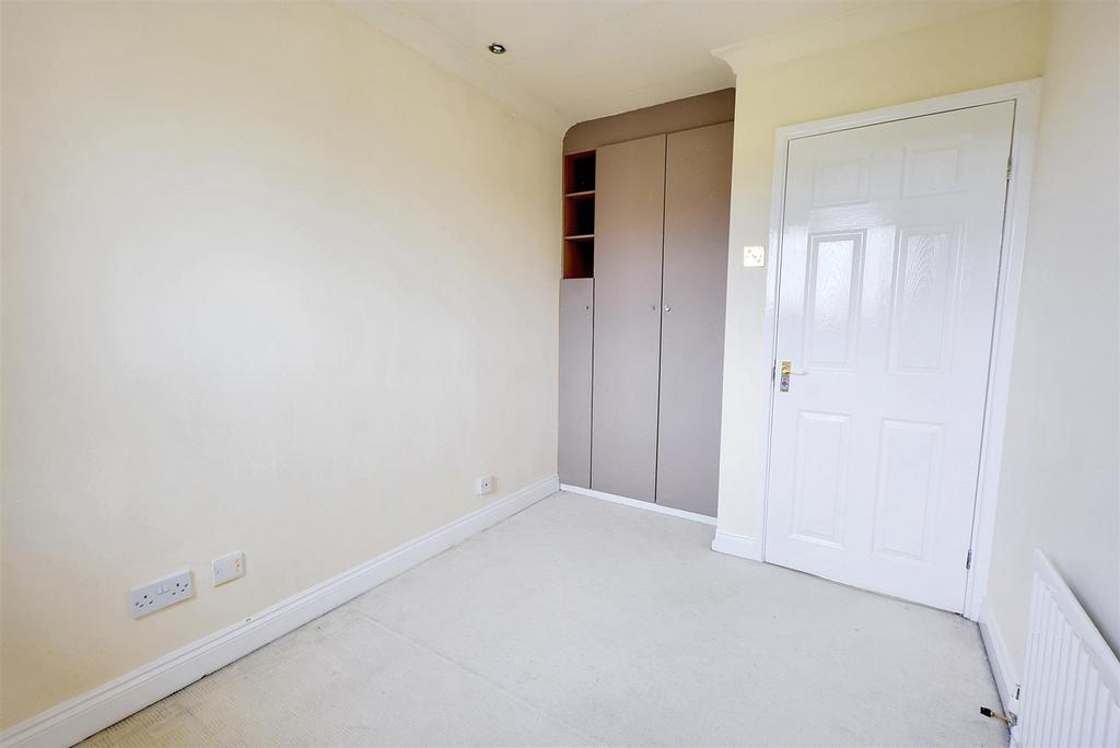 Bedroom 4 2.jpeg