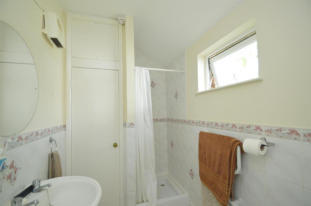 Resized Shower Room(flat3).jpg