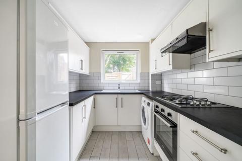 43 Elder Close, Winchester, SO22 4LG