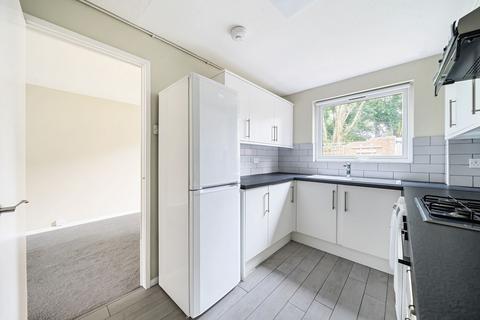 43 Elder Close, Winchester, SO22 4LG