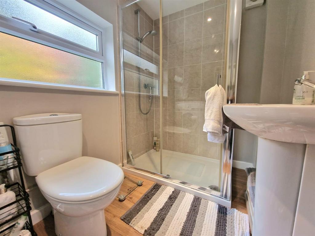 Shower Room/Utility