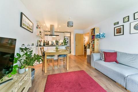 1 bedroom flat for sale, Abbotts Wharf, Stainsby Road, London, E14