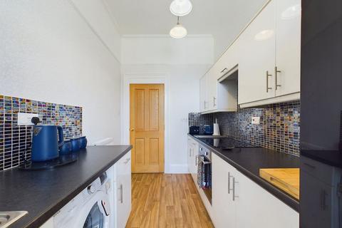 Flat 3, 11 Esplanade, Whitby, YO21 3HH