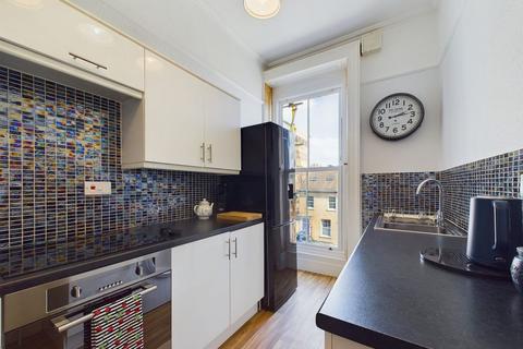 Flat 3, 11 Esplanade, Whitby, YO21 3HH