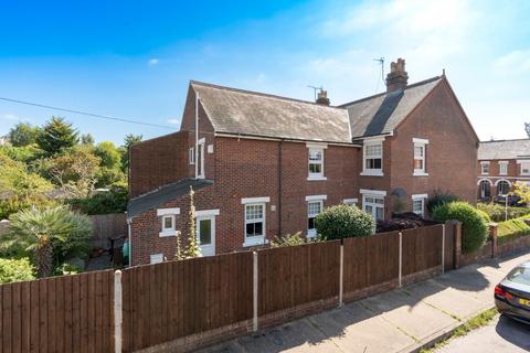 5 bedroom semi-detached house for sale, Maldon Road, Essex CO3