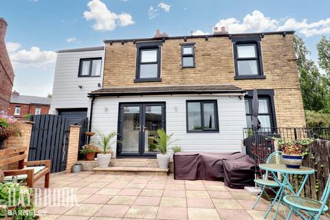 311 Darton Lane, Mapplewell, Barnsley, S75 6AW