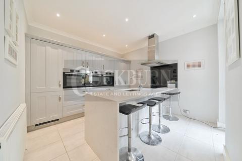15 Halons Road, London, SE9 5BS