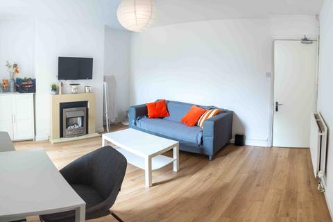 28 Albert Parade, Bristol, BS5 9EH