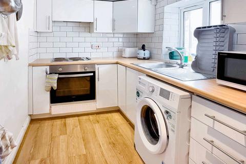28 Albert Parade, Bristol, BS5 9EH