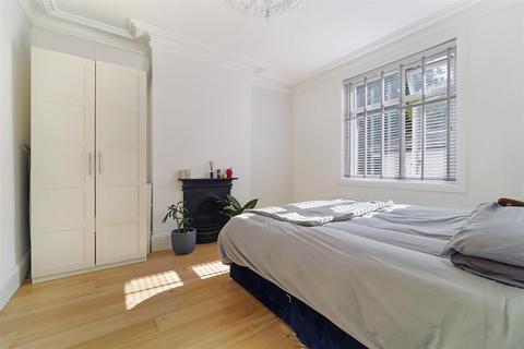 29a Worple Road, Epsom, KT18 5EP