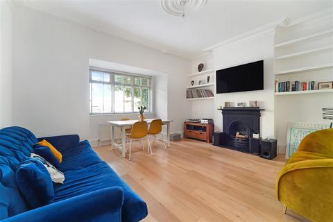 29a Worple Road, Epsom, KT18 5EP