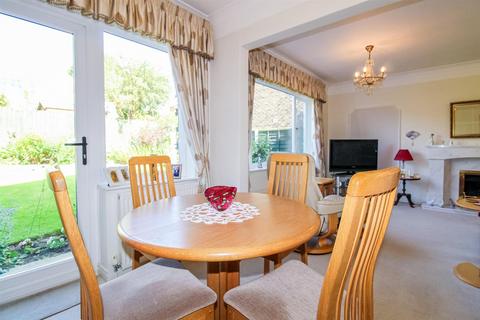 1 Edelshain Grove, Wakefield, WF2 6HG