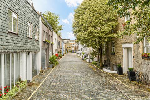 3 bedroom house for sale, Montagu Mews West, London W1H